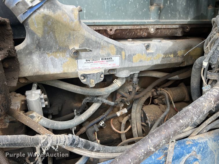 image for item DR5584 1999 Peterbilt 379  semi truck