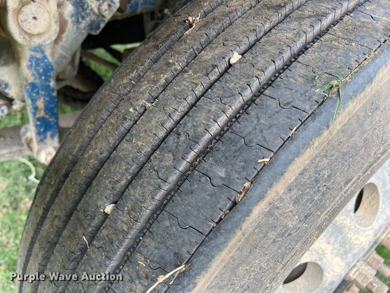 image for item DR5584 1999 Peterbilt 379  semi truck