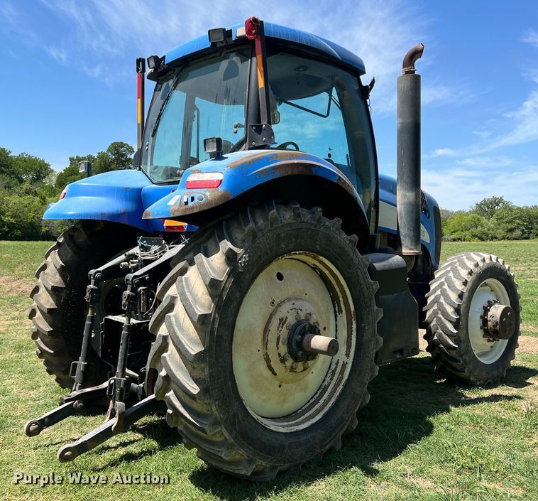 image for item DR5588 New Holland TG305  MFWD tractor