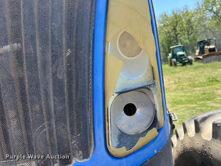 image for item DR5588 New Holland TG305  MFWD tractor