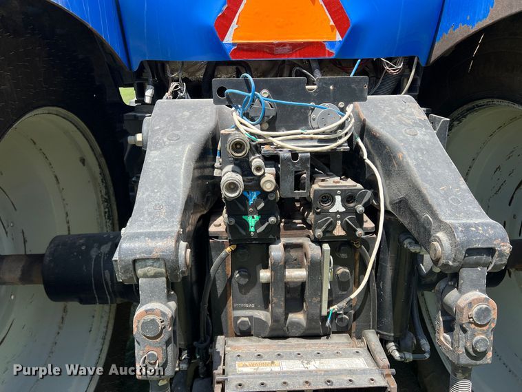 image for item DR5588 New Holland TG305  MFWD tractor