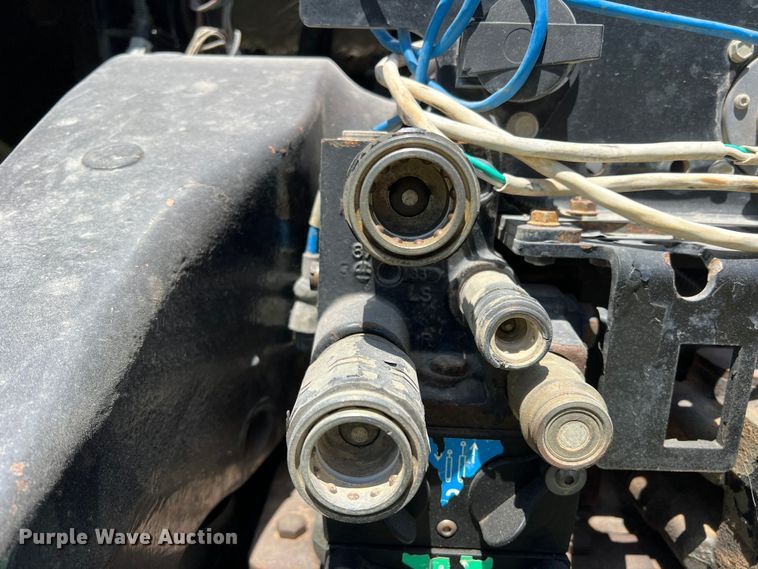 image for item DR5588 New Holland TG305  MFWD tractor