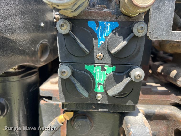 image for item DR5588 New Holland TG305  MFWD tractor