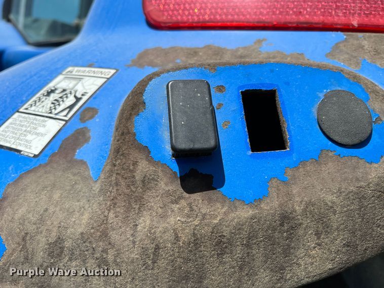 image for item DR5588 New Holland TG305  MFWD tractor