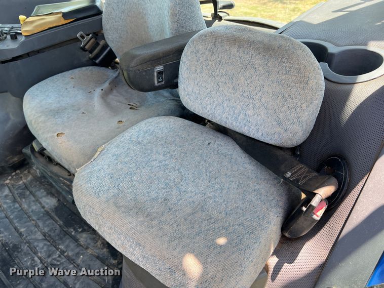 image for item DR5588 New Holland TG305  MFWD tractor