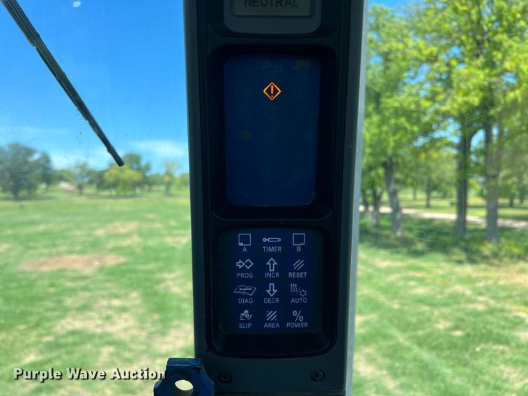 image for item DR5588 New Holland TG305  MFWD tractor