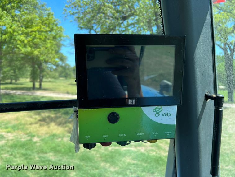 image for item DR5588 New Holland TG305  MFWD tractor