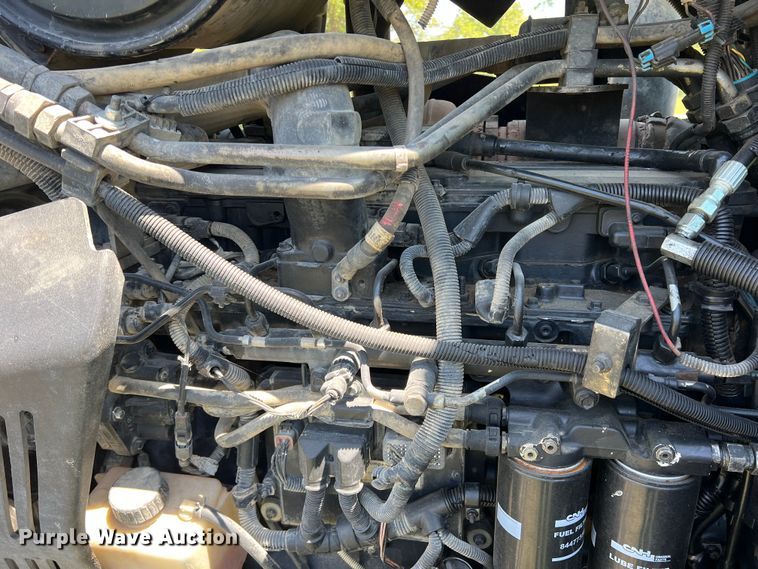 image for item DR5588 New Holland TG305  MFWD tractor