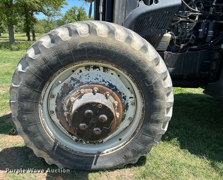 image for item DR5588 New Holland TG305  MFWD tractor