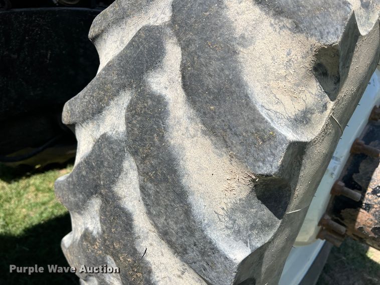 image for item DR5588 New Holland TG305  MFWD tractor