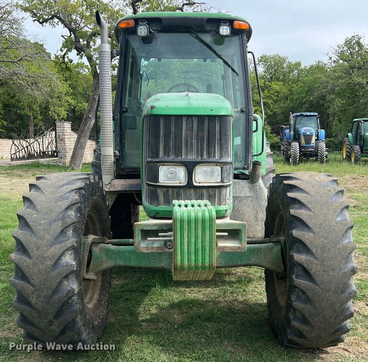 image for item DR5591 2008 John Deere 7330  MFWD tractor