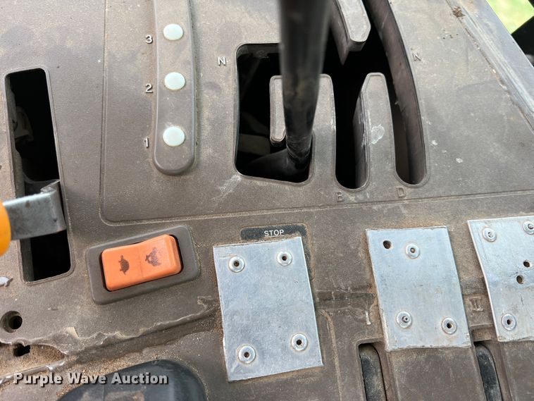 image for item DR5591 2008 John Deere 7330  MFWD tractor