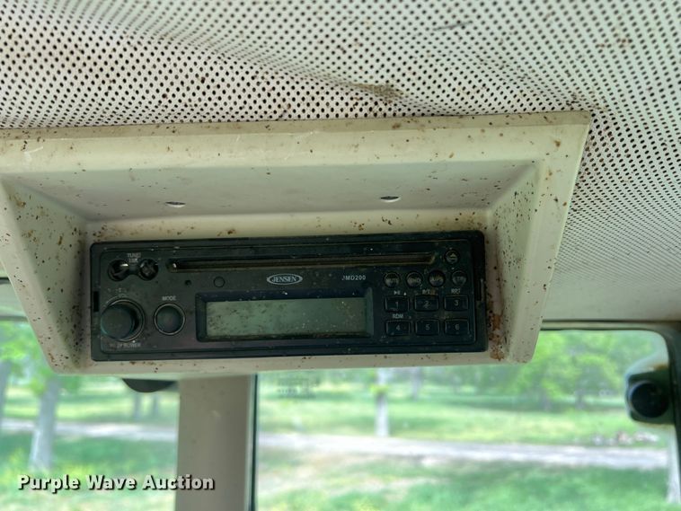 image for item DR5591 2008 John Deere 7330  MFWD tractor