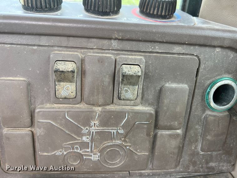 image for item DR5591 2008 John Deere 7330  MFWD tractor