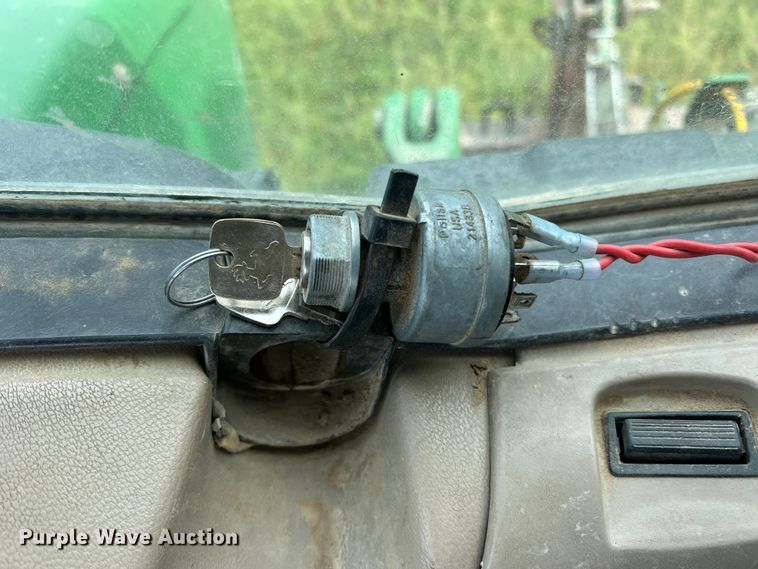 image for item DR5591 2008 John Deere 7330  MFWD tractor