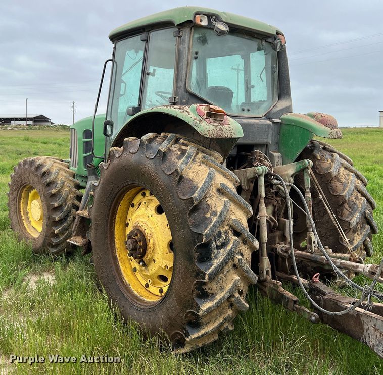 image for item DR5595 2010 John Deere 7330  MFWD tractor