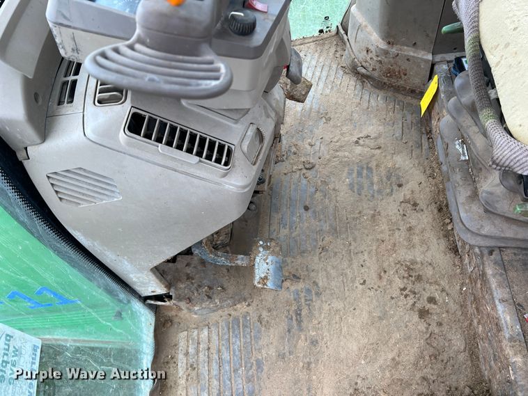 image for item DR5595 2010 John Deere 7330  MFWD tractor