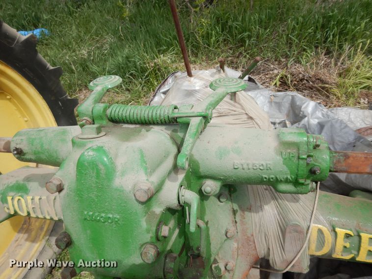 image for item IB9796 John Deere  rear axle