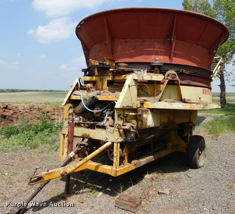 image for item IB9987 HayBuster  tub grinder