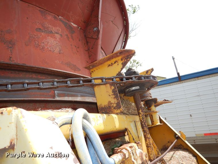 image for item IB9987 HayBuster  tub grinder