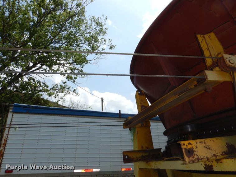 image for item IB9987 HayBuster  tub grinder