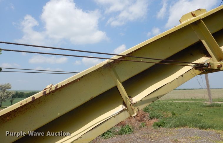 image for item IB9987 HayBuster  tub grinder