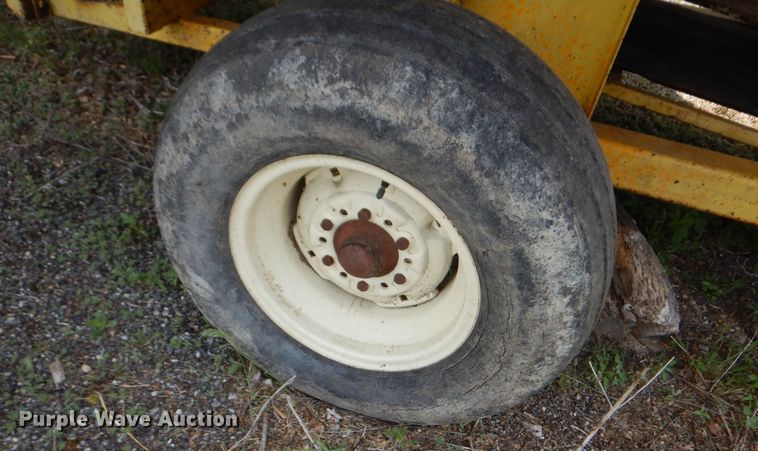 image for item IB9987 HayBuster  tub grinder