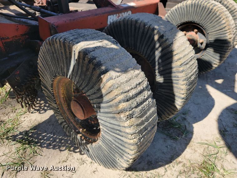 image for item II9002 Rhino  batwing rotary mower