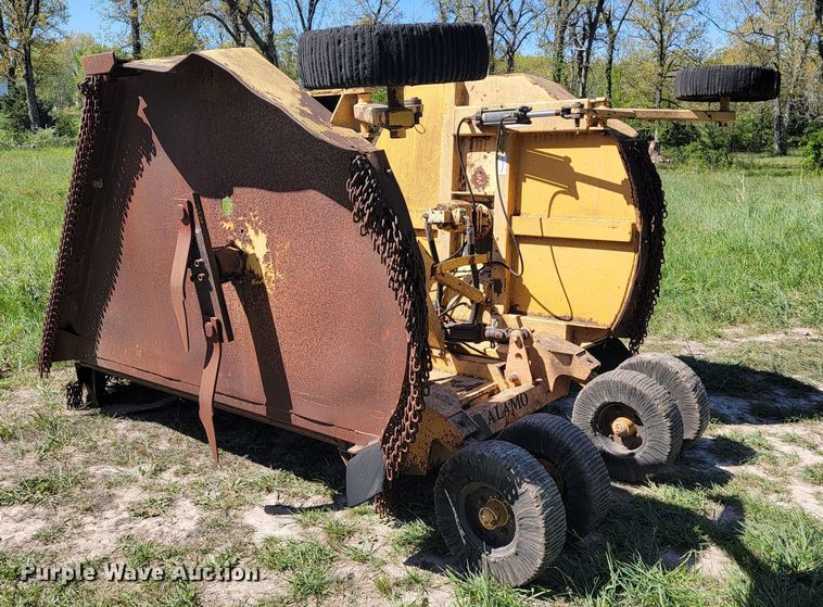 image for item II9014 Alamo Hydro 15  batwing rotary mower