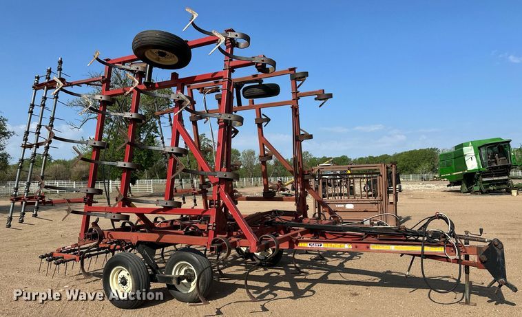 image for item JD9117 Kent Series V  field cultivator