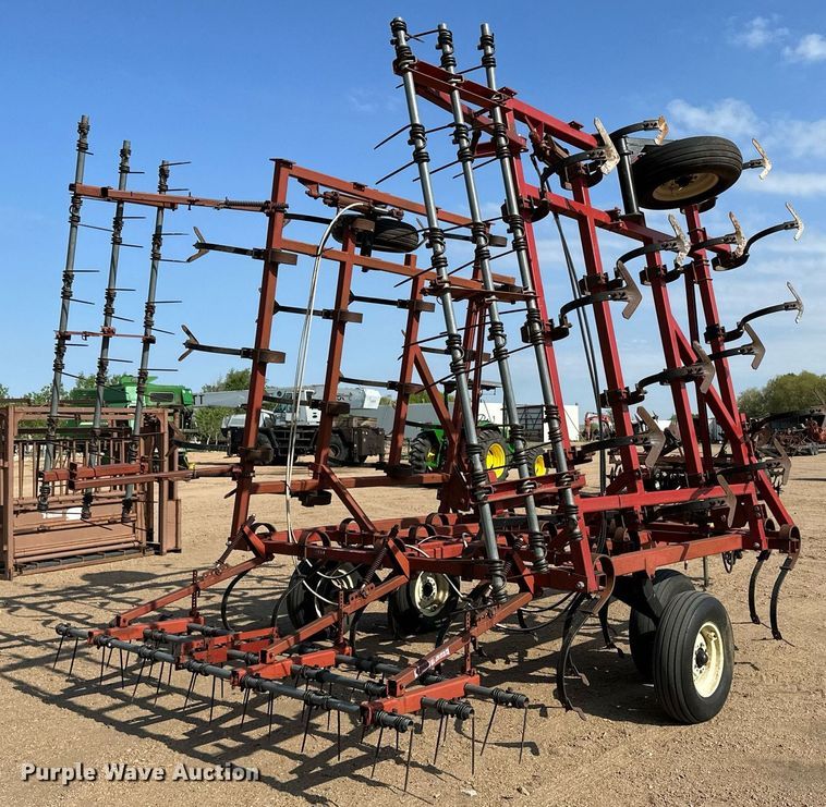 image for item JD9117 Kent Series V  field cultivator