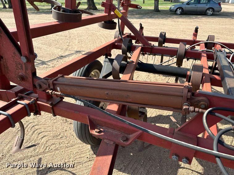 image for item JD9117 Kent Series V  field cultivator