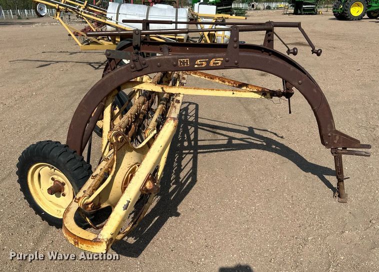 image for item JD9119 New Holland 56  hay rake