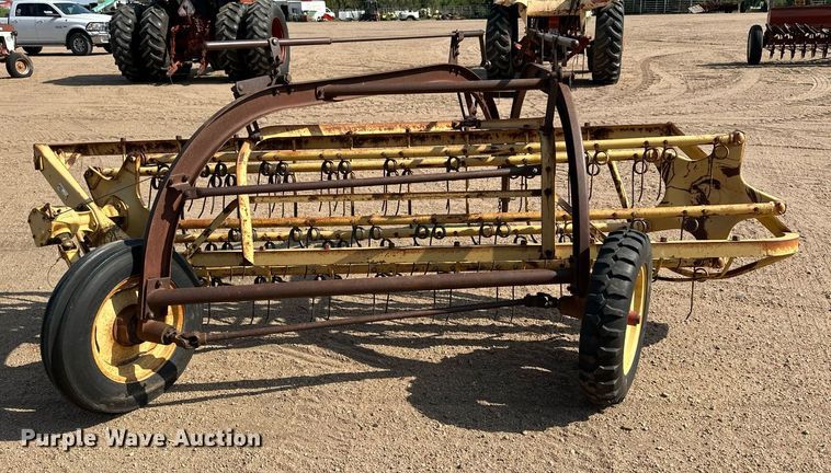 image for item JD9119 New Holland 56  hay rake