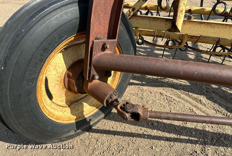 image for item JD9119 New Holland 56  hay rake