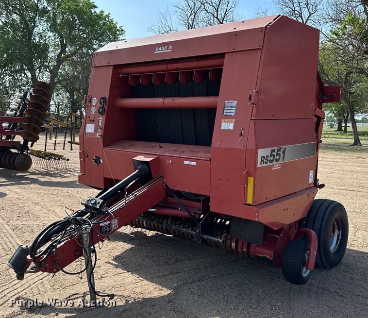 image for item JD9120 Case RS551  round baler