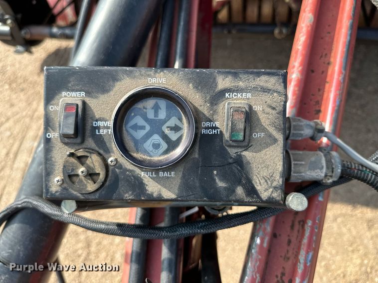 image for item JD9120 Case RS551  round baler