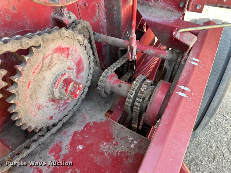 image for item JD9120 Case RS551  round baler