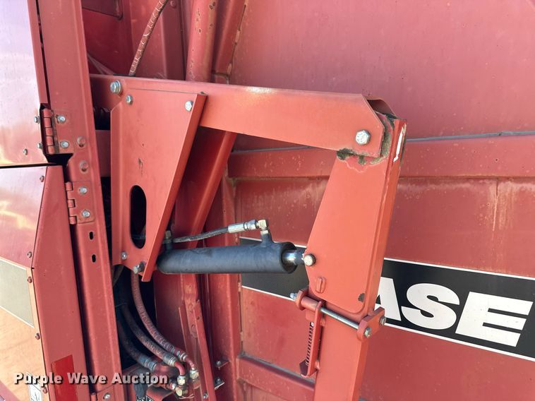 image for item JD9120 Case RS551  round baler