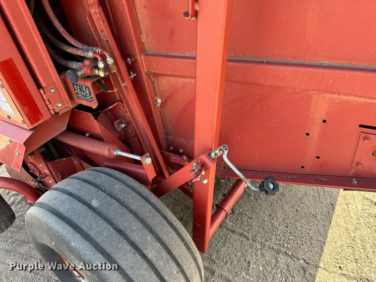 image for item JD9120 Case RS551  round baler