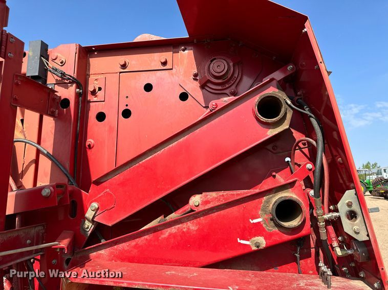 image for item JD9120 Case RS551  round baler