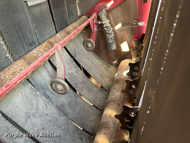 image for item JD9120 Case RS551  round baler