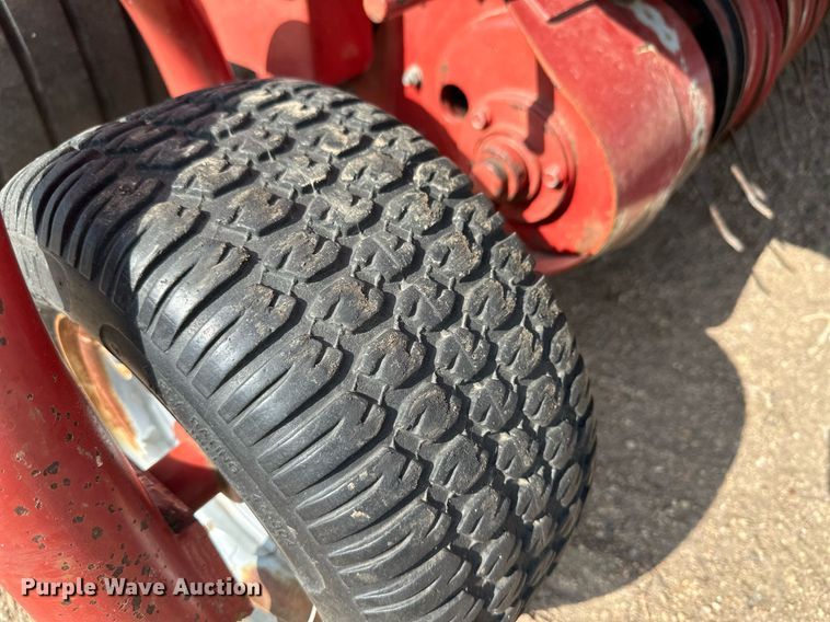 image for item JD9120 Case RS551  round baler