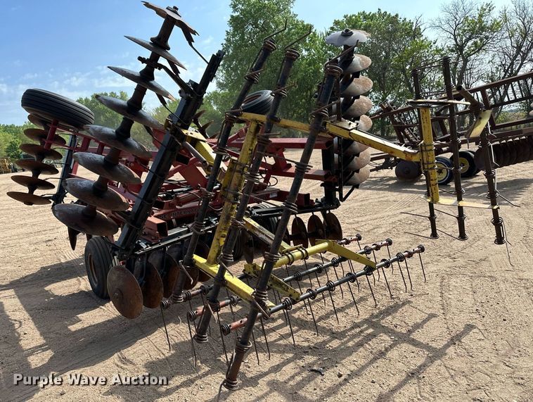 image for item JD9121 Case 496  double off-set disk