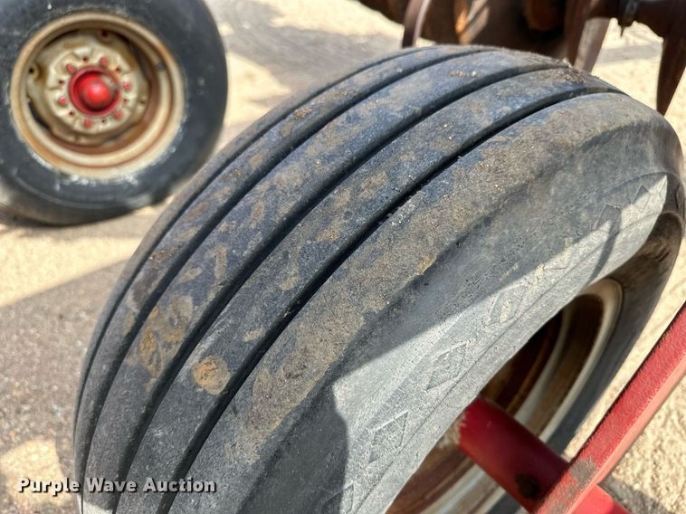 image for item JD9121 Case 496  double off-set disk