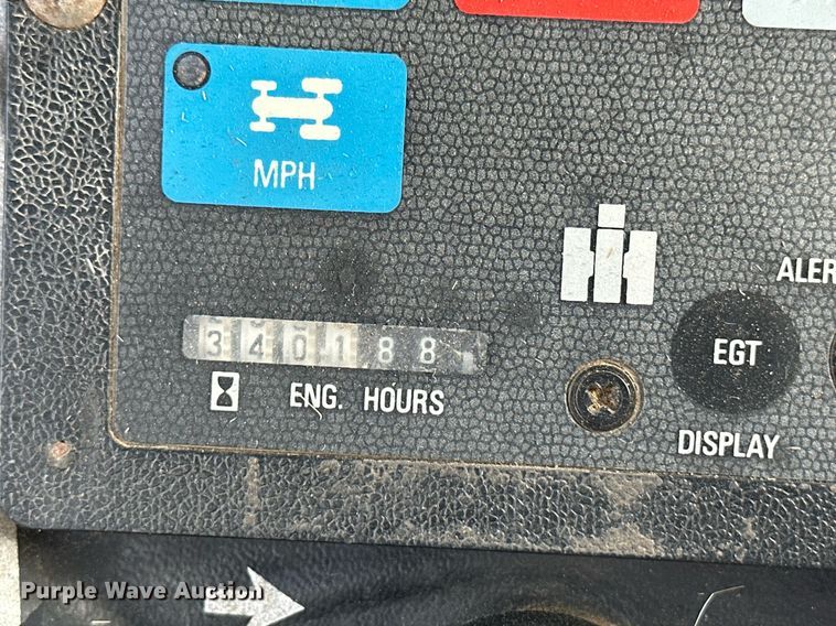 image for item JD9125 1979 International Harvester 1086  tractor