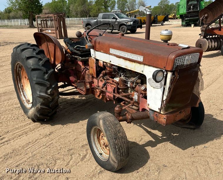 image for item JD9126 International Harvester 340  tractor