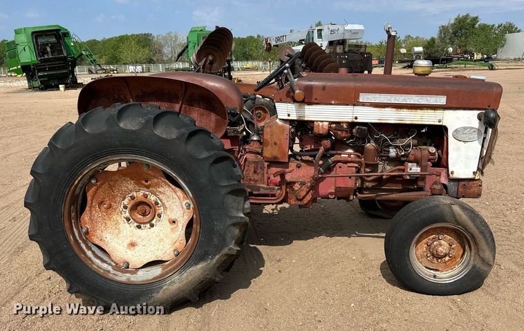 image for item JD9126 International Harvester 340  tractor