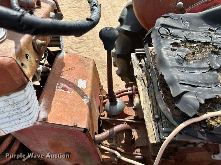 image for item JD9126 International Harvester 340  tractor