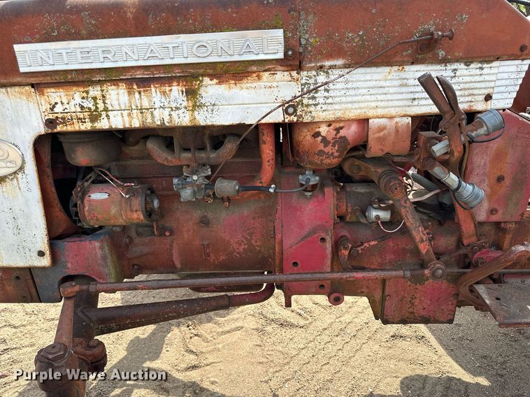 image for item JD9126 International Harvester 340  tractor